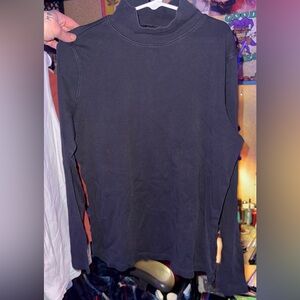 St. John's Bay Black Long Sleeve Tee